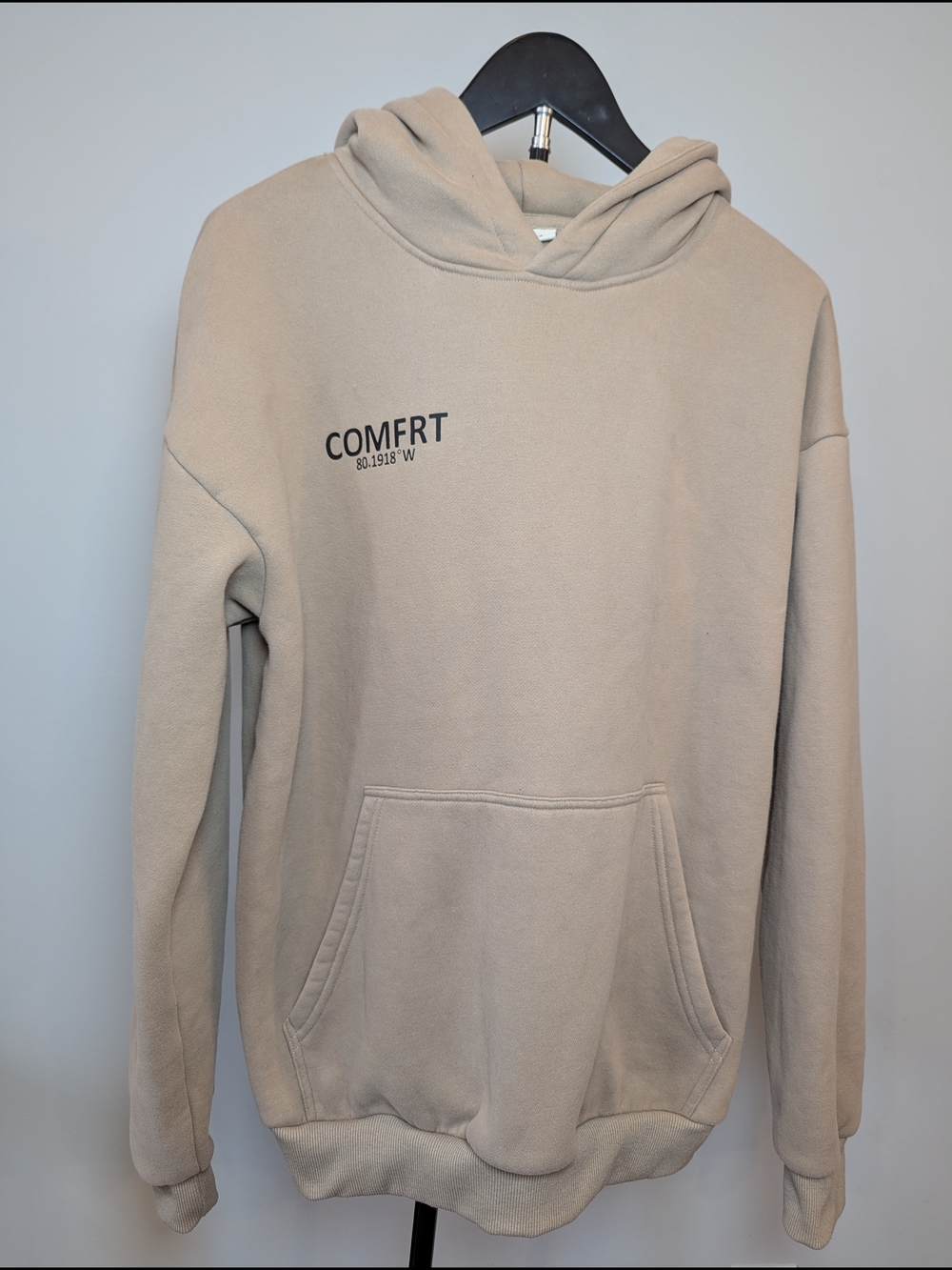 Comfrt Size M Coordinates Pullover Hoodie in Beige with Black Logo